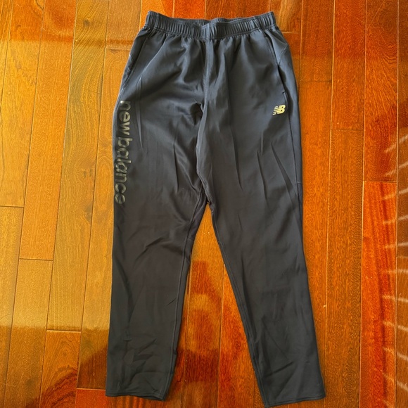 New Balance Black Men’s Joggers - Picture 1 of 5